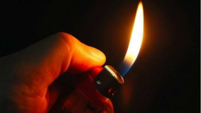 На Волині молодик підпалив двері квартири, де були діти