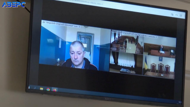 Заховав у кабіні під речами: на Волині судять водія, який вивозив знайомого за кордон