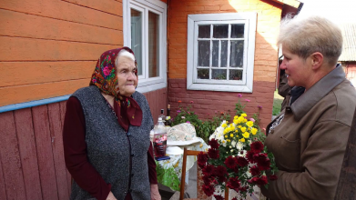 Не звикла сидіти без діла і має добру пам’ять: волинянка відзначила 90-річчя
