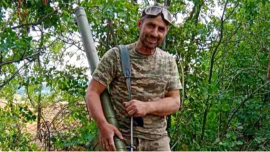 І став учитель воїном світла: спогади про Героя з Волині Руслана Будя