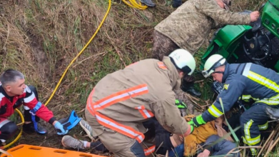  24-річний хлопець у важкому стані: деталі аварії на Волині