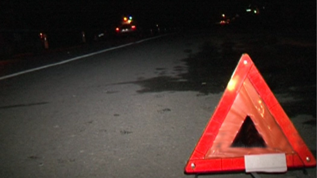 На Волині вантажівка злетіла у кювет та перекинулася