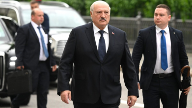 Обіцянка Лукашенка: Арахамія розповів про його перший дзвінок після початку вторгнення РФ