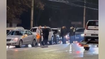 У Луцьку біля Київського майдану зіткнулися чотири автівки