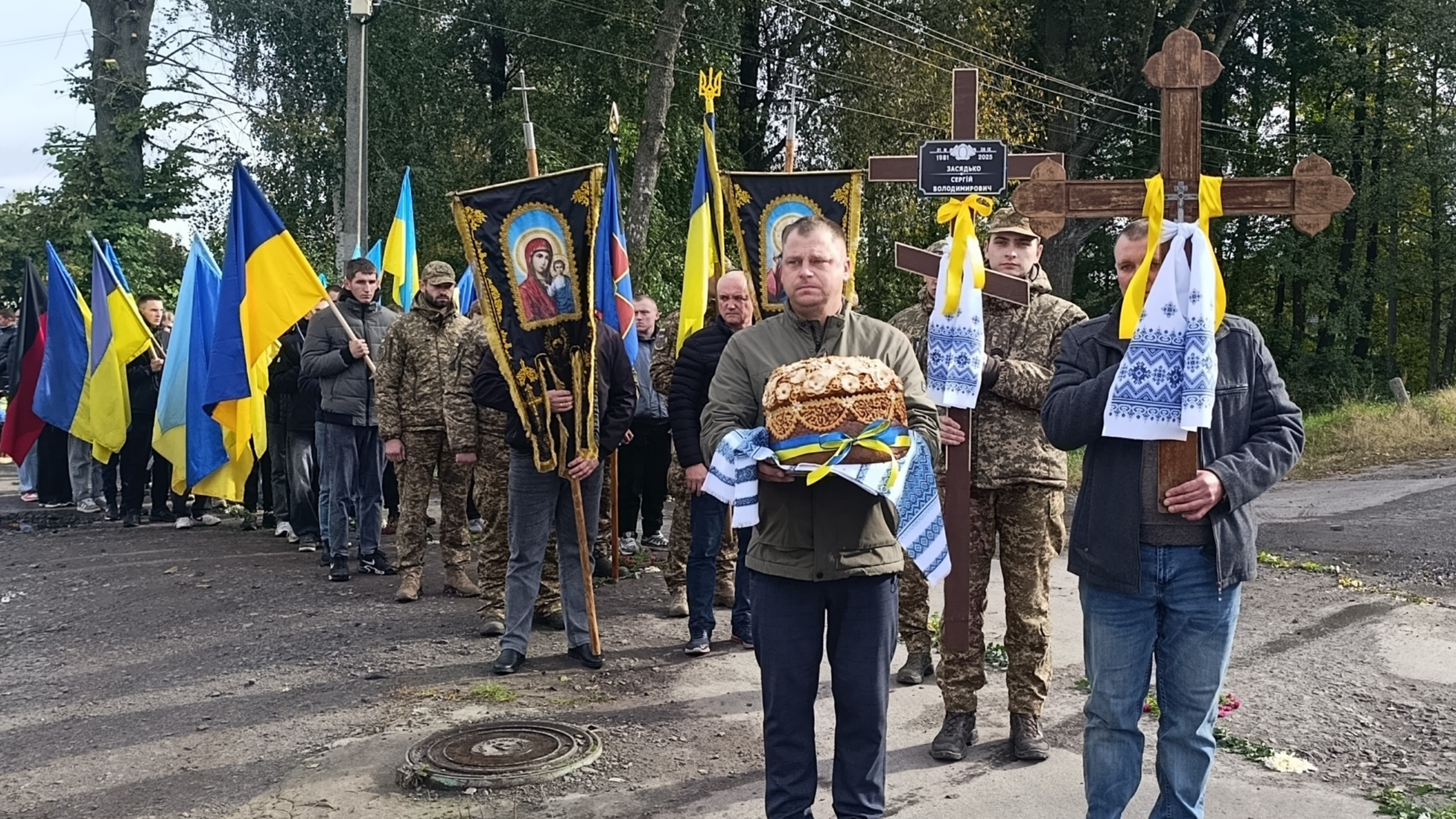 Не встиг створити сім’ю: на Волині попрощались з Героєм Сергієм Засядьком