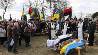 Навіки 45: на Волині попрощалися із військовослужбовцем Василем Скорупським