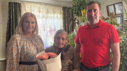 Виховала доньку має двох онуків та вже тішиться чотирма правнуками: волинянка відзначила поважний ювілей