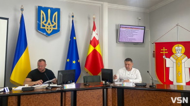 Відновили стовпці, які повалило «Луцьктепло»: голова ОСББ у Луцьку оскаржує рішення адмінкомісії
