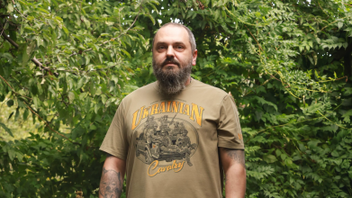 Замість газового обладнання — військова кухня: як лучанин годує захисників на фронті