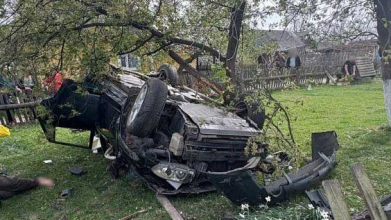 На Волині перекинувся автомобіль: 18-річний хлопець — у реанімації
