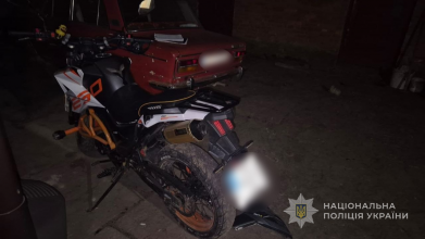 Не впорався з керуванням та перекинувся: на Волині постраждав мотоцикліст та 18-річна пасажирка 