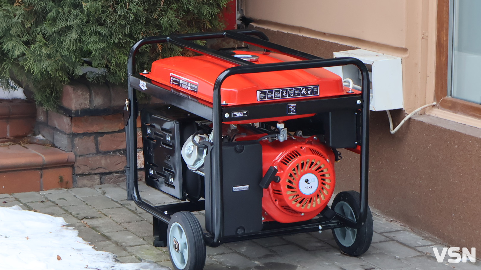 Бізнес у Луцьку - на межі виживання: як затяжні відключення світла «вбивають» підприємства