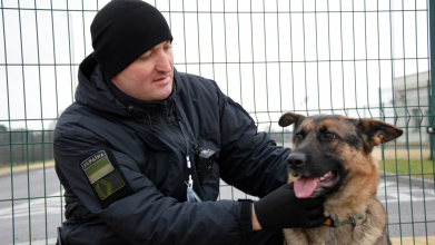 Коли напарник – більше ніж собака: прикордонник з Волині та його чотирилапа династія