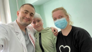 Школярка з Луцька, яка після ковіду перенесла дві операції на головного мозку, потребує допомоги
