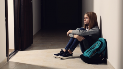 На Волині судили матір учня, який булив школярку і знімав образливі відео