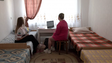 «Не знаю, як буду виживати»: як першокурсники заселяються у гуртожитки Луцька