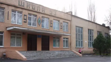 миття вікон, вчителька