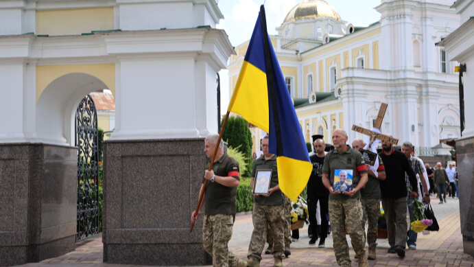 Загинули у 2024 році: у Луцьку відбулося прощання із Героями Костянтином Шевчуком та Едуардом Гуріним