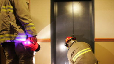 У Луцьку за день застрягло у ліфтах близько 70 людей: фахівці закликають користуватися сходами