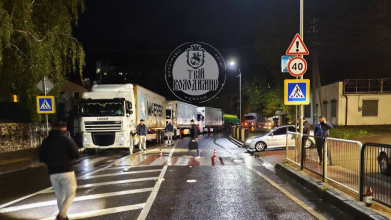 На Волині 19-річний молодик на Range Rover збив двох людей на пішохідному переході