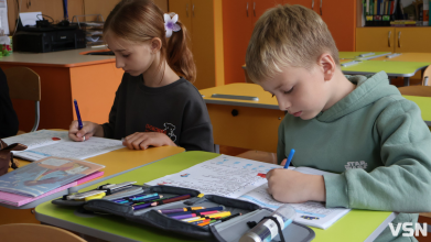 У Луцьку триває прийом заявок до перших класів: що потрібно знати батькам?