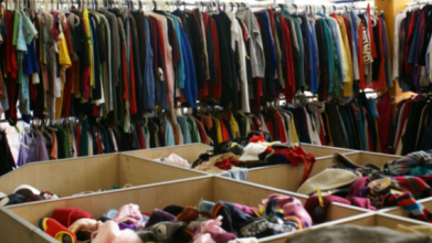 У Нововолинській громаді відкрили банк одягу
