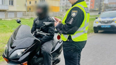 На Волині двоє мопедистів вдруге за рік порушили ПДР: обох оштрафували