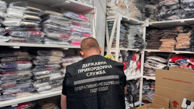 Псевдособисті речі — на продаж: у Луцьку діяла масштабна схема ввезення одягу