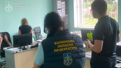 Дров для шкіл не довезли, а майже мільйон гривень заплатили: на Волині судитимуть посадовця селищної ради