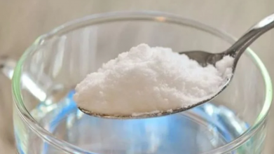 Більшість робить це неправильно: як правильно гасити соду для пухкої випічки