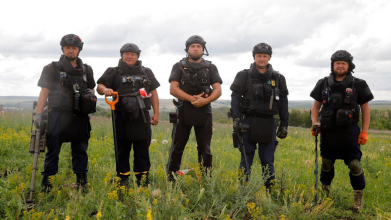 Волинські сапери ДСНС очищують землю від смертельної небезпеки