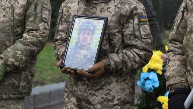 У Луцьку провели в останню путь 36-річного Героя Михайлом Миколайовичем Чернюком