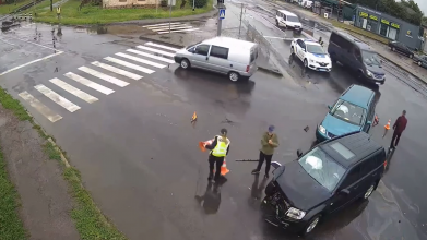 ДТП у Луцьку: на перехресті чотирьох вулиць зіткнулися легковики