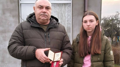 На Волині родині загиблого воїна вручили посмертний орден «За мужність»