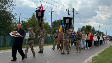Довгий час вважався зниклим безвісти: на Волині провели в останню путь молодого Героя Богдана Гайдучика