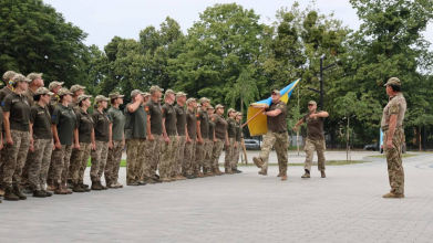 Служити Україні: курсанти волинського вишу склали військову присягу