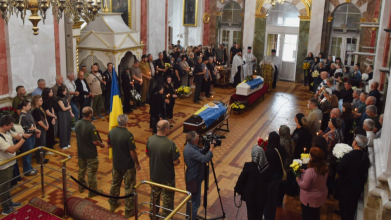 У Луцьку попрощалися із Героями Наталією Кулацькою та Ігорем Тимчуком