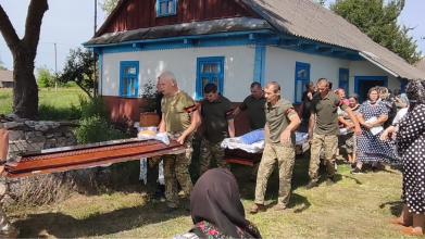 Після поранення повернувся до мирного життя, однак серце зупинилося: на Волині поховали молодого захисника Павла Марчука