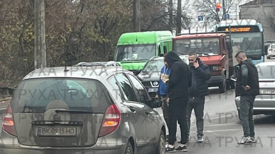 У Луцьку водій Mercedes збив на переході 23-річного чоловіка