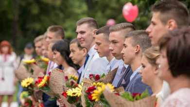 Скільки випускників цьогоріч буде у Рожищенській громаді та коли свято останнього дзвоника
