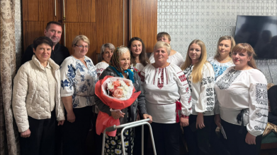 6 дітей, 14 онуків, 25 правнуків та троє праправнуків: матір-героїня з Волині відзначила 90-річний ювілей