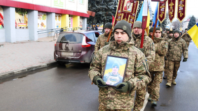 На Волині в останню дорогу провели Героя Ігоря Доманського