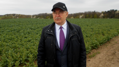 Заслужений працівник сільського господарства, керівник СТзОВ «Романів»: волинянину Віталію Зарембі - 70 років