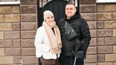 Ветеран з Волині отримав сертифікат на житло й облаштовує інклюзивний дім для родини