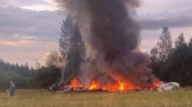 У Росії розбився літак з Пригожиним: всі пасажири загинули. Відео