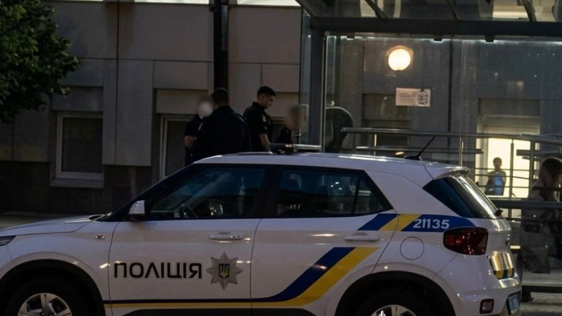 Львів, 15-річна дівчина, побиття