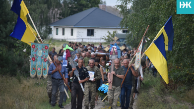 Волиняни провели в останню дорогу загиблого Героя з Волині Василя Маковського