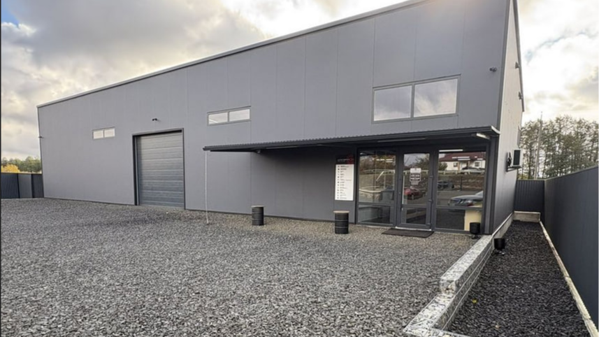 У селі на Волині за 11 мільйонів продають СТО