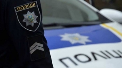 На Волині п’яний 61-річний чоловік після неправдивого виклику пошкодив авто поліції