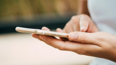 У Любомлі 61-річна жінка привласнила чужий телефон: як її покарали